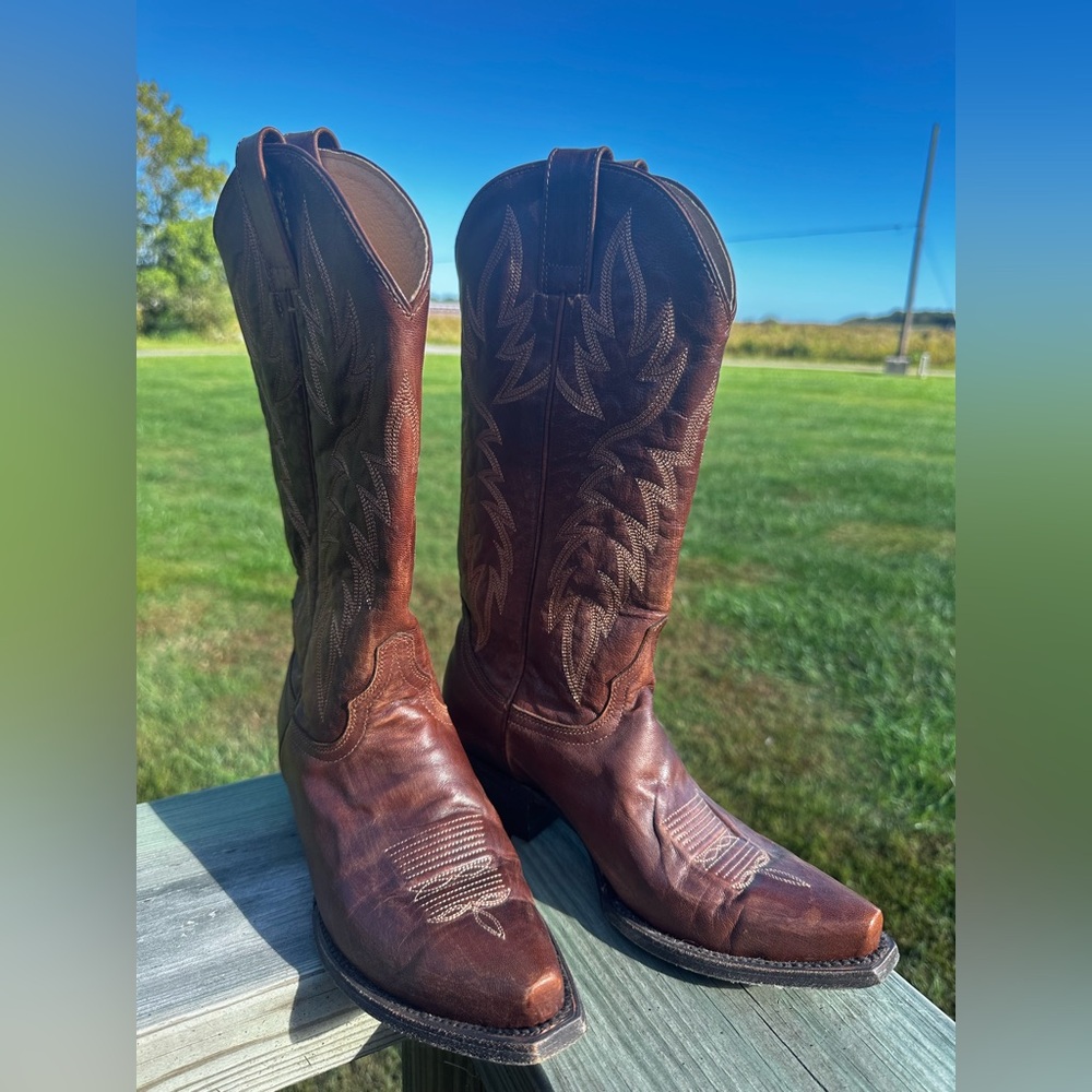 Idyllwind Brown Leather Cowboy Boots